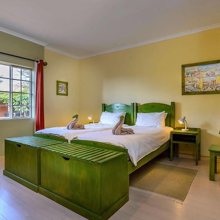 Damara Mopane Lodge Khorixas Extérieur photo