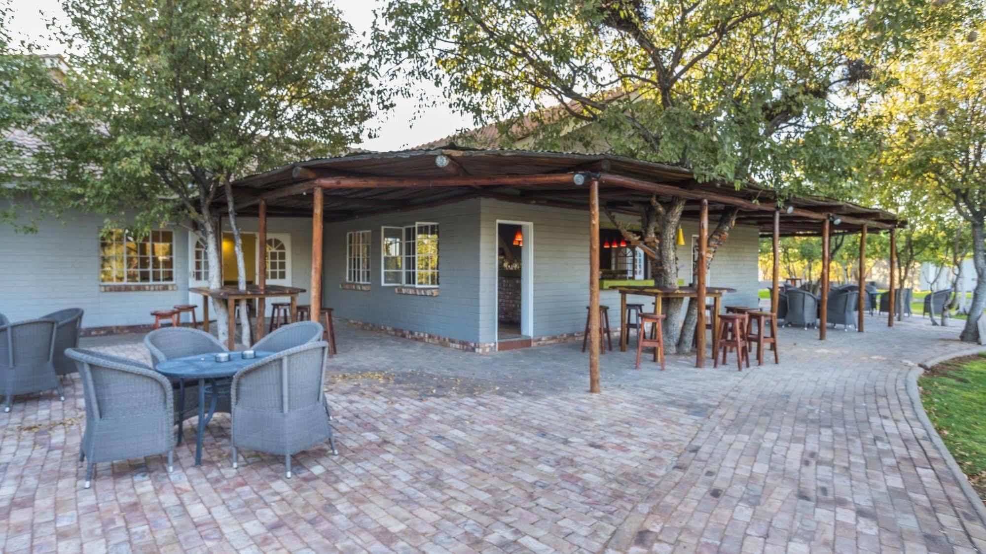 Damara Mopane Lodge Khorixas Extérieur photo