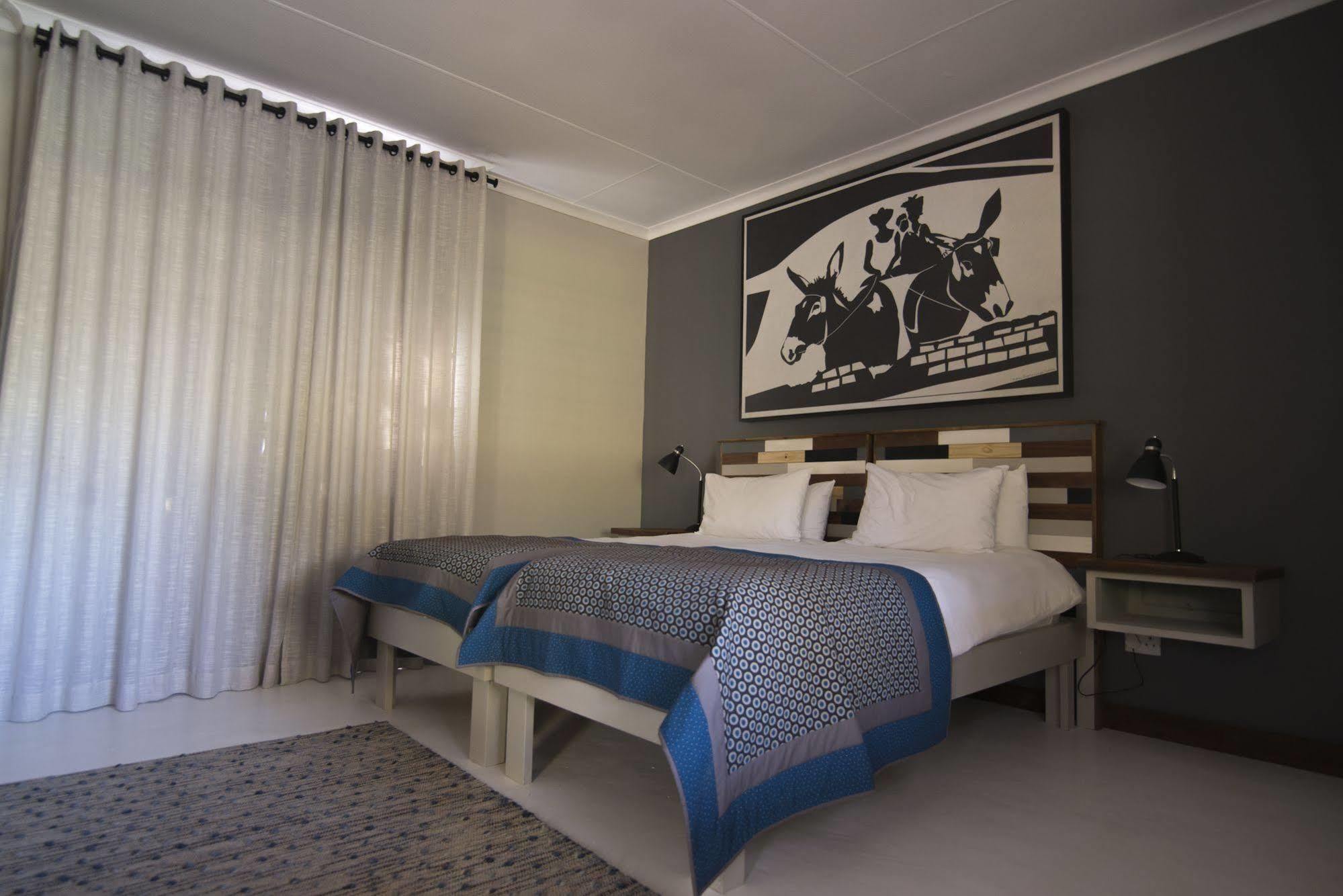 Damara Mopane Lodge Khorixas Extérieur photo